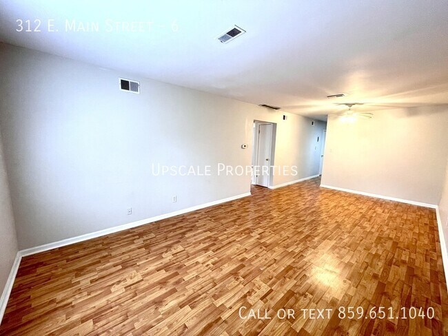 Foto del edificio - 312 E Main St