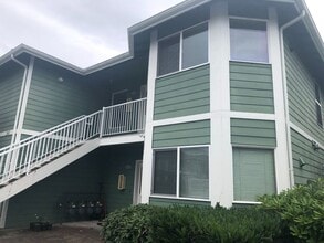 Building Photo - 338 E Bellis Fair Pkwy