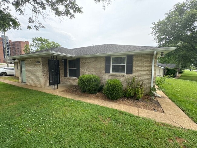 Newly Renovated Home in a Prime Location! - Newly Renovated Home in a Prime Location!