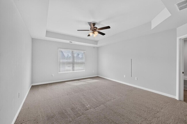 Foto del edificio - Living in Laurel Park