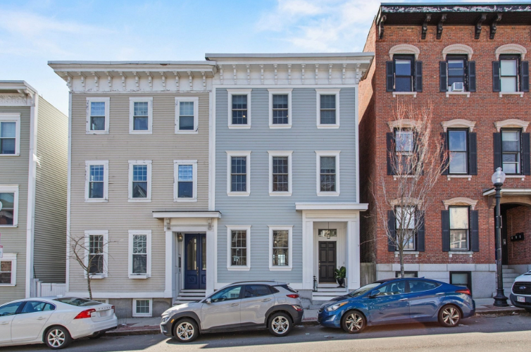 Foto principal - 274 Bunker Hill St