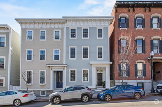 Building Photo - 274 Bunker Hill St