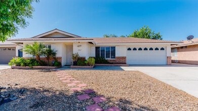 Building Photo - 2867 Cindy Ln