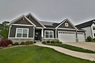 Building Photo - 210 Grand Rapids Ln