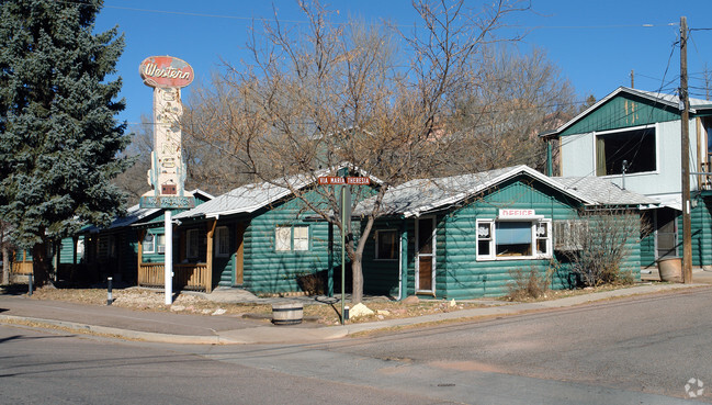 Building Photo - Western Cabins