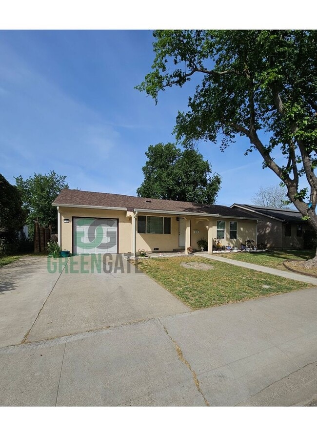 Building Photo - 115 E Emerson Ave