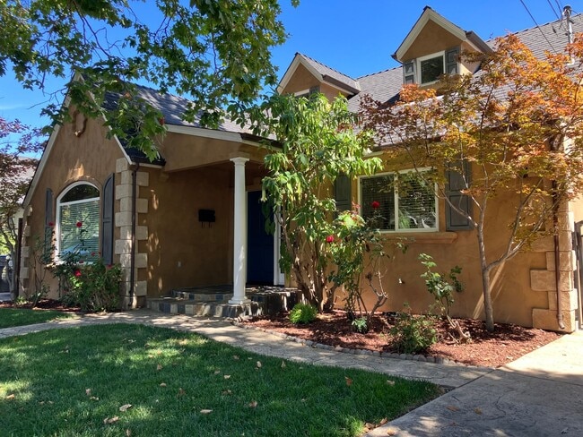 Building Photo - Charming Willow Glen Retreat – 3BR/2BA Jus...