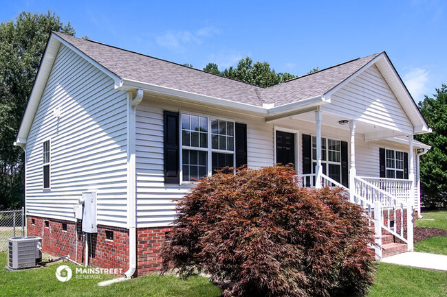 Building Photo - 144 Sommerset Dr