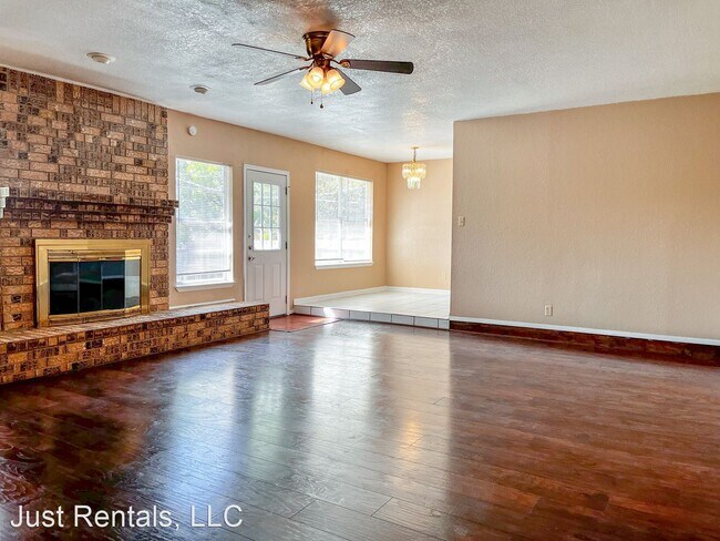 Building Photo - 3 br, 2 bath House - 2504 Lohse Rd