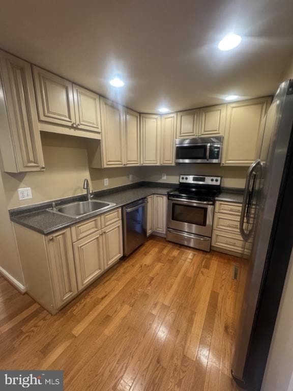 Building Photo - 43880 Scriber Ln