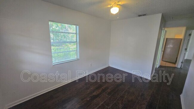 Foto del edificio - 1308 E 28th Ave