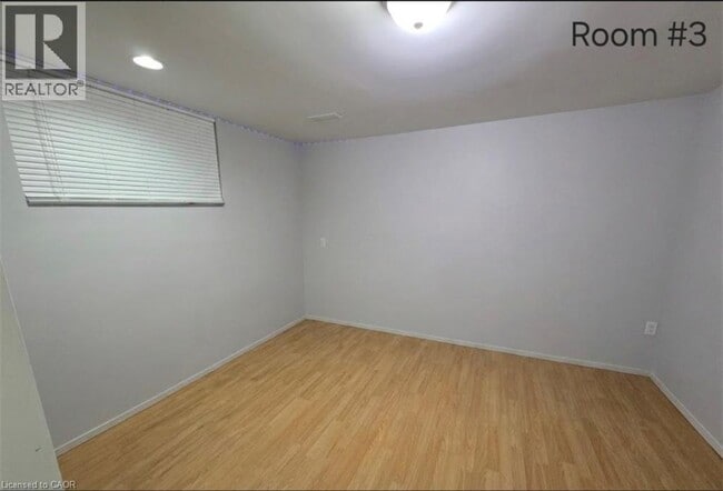 Building Photo - 555 Brookhaven Crescent