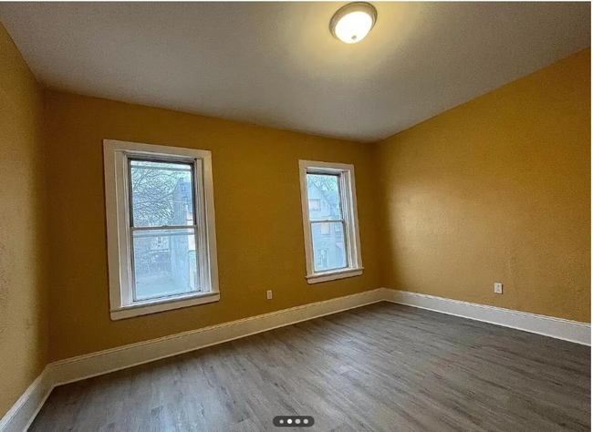 Building Photo - 54 N Farson St