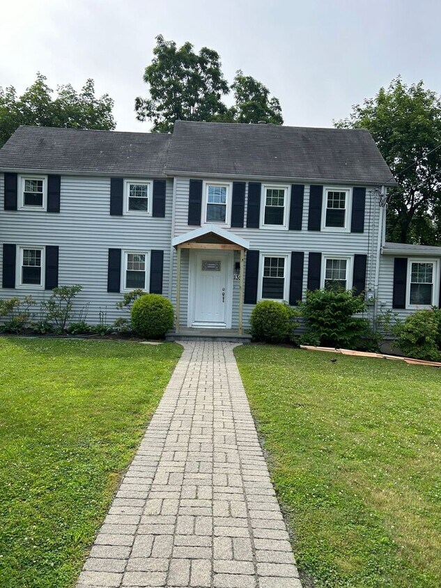 Foto del edificio - 135 Harrison Ave