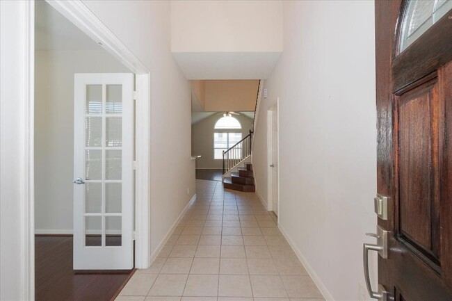 Building Photo - 26126 Twin Stone Ln
