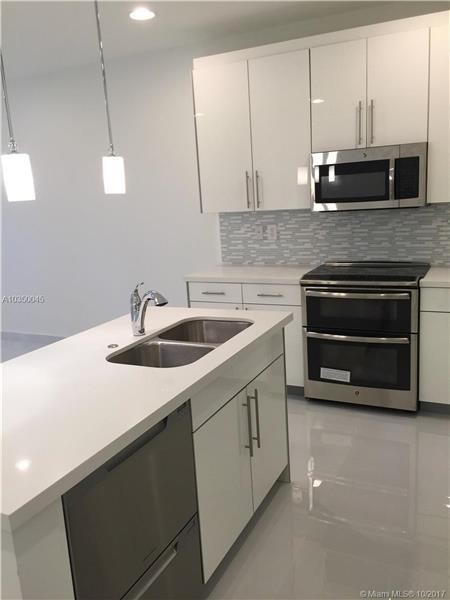Foto del edificio - 2610 NE 213th St