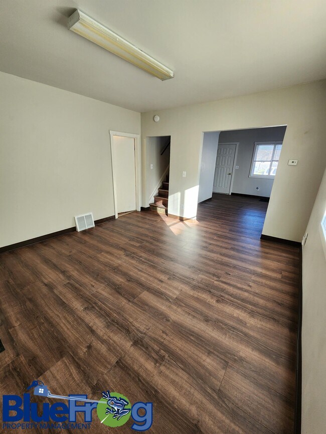 Foto del edificio - 711 Jefferson St