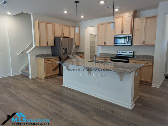 Building Photo - 173 Cabernet Dr