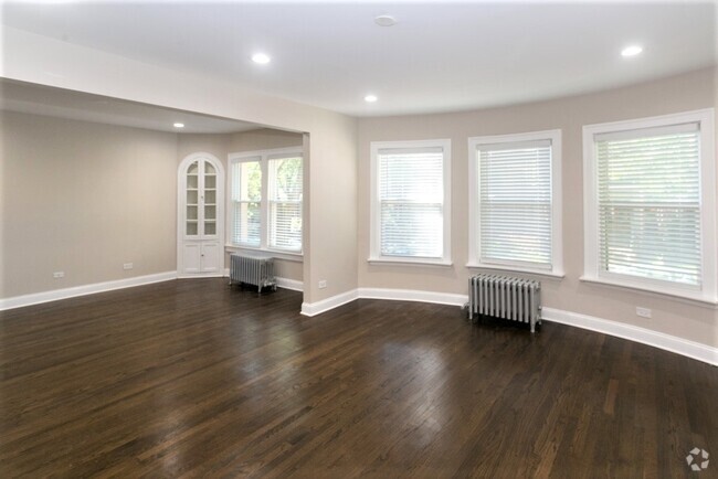 Building Photo - 1433 W Farragut Ave