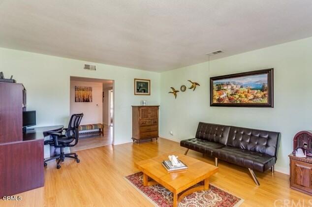 Foto del edificio - 410 N Canyon Blvd