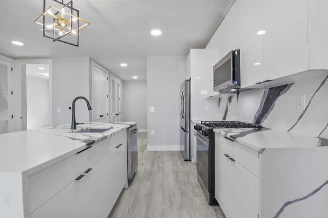 Foto del edificio - 187 Culver Ave