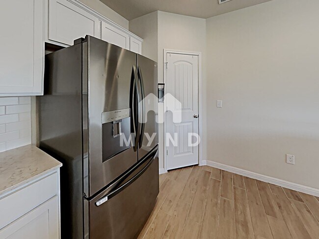 Building Photo - 2444 Lobo Landing Cv