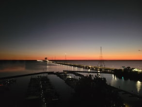 Building Photo - 7501 River Rd