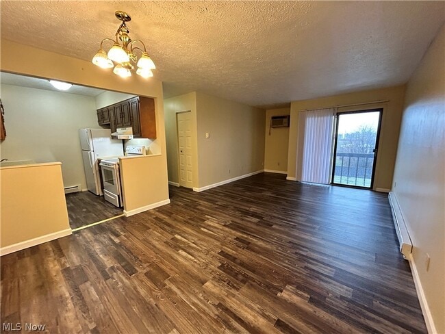 Foto del edificio - 200 Fernwood Rd