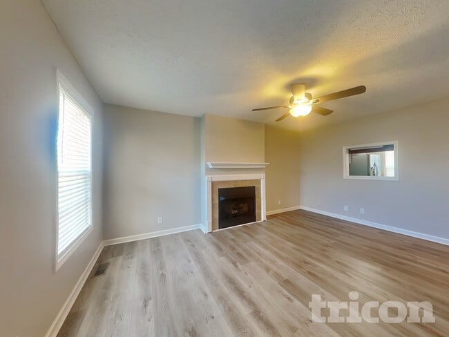 Building Photo - 2700 Cider Dr