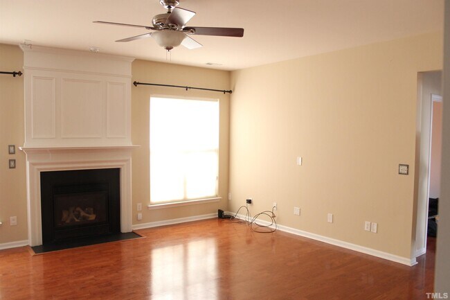 Building Photo - 301 Millicent Way