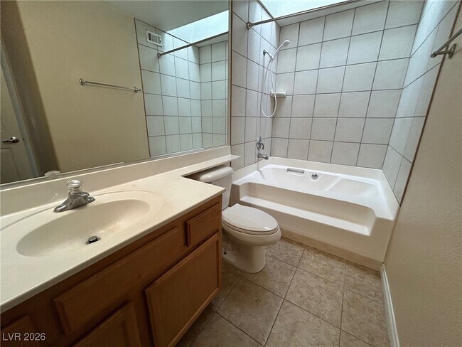 Foto del edificio - 2975 Juniper Hills Blvd