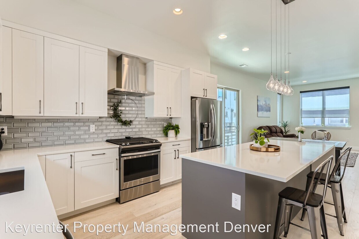 Primary Photo - 3 br, 3.5 bath House - 4100 E Iliff Ave #4