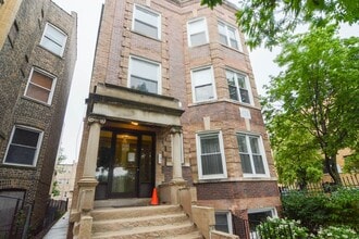 Building Photo - 1524 N Kedzie Ave