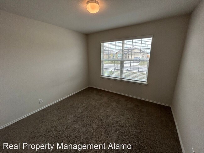 Foto del edificio - 4 br, 2 bath House - 8215 Falcon Meadow Drive