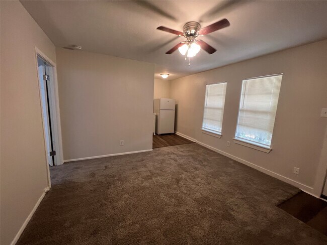 Foto del edificio - 5415 Scott St