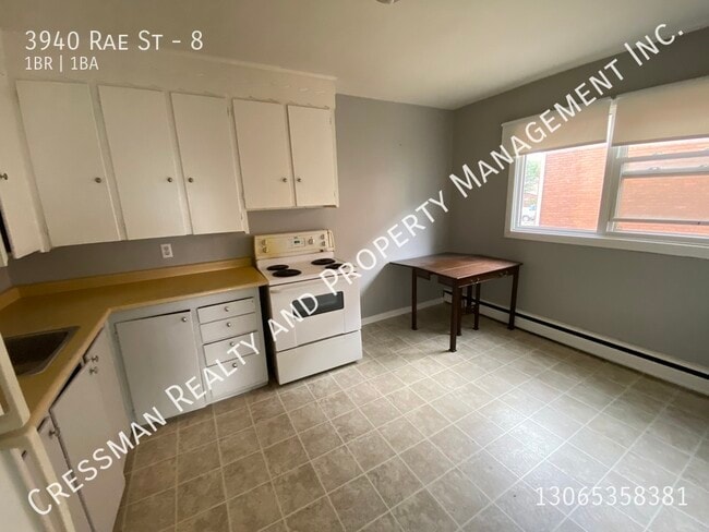 Building Photo - 1 Bed, 1 Bath APARTMENT located in South R...