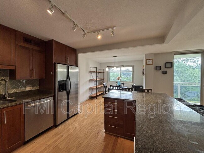 Foto del edificio - 7333 New Hampshire Ave
