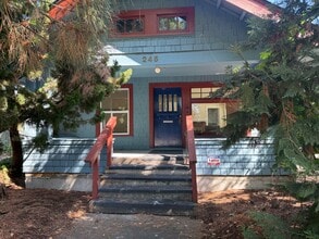 Building Photo - 245 W 13th Ave
