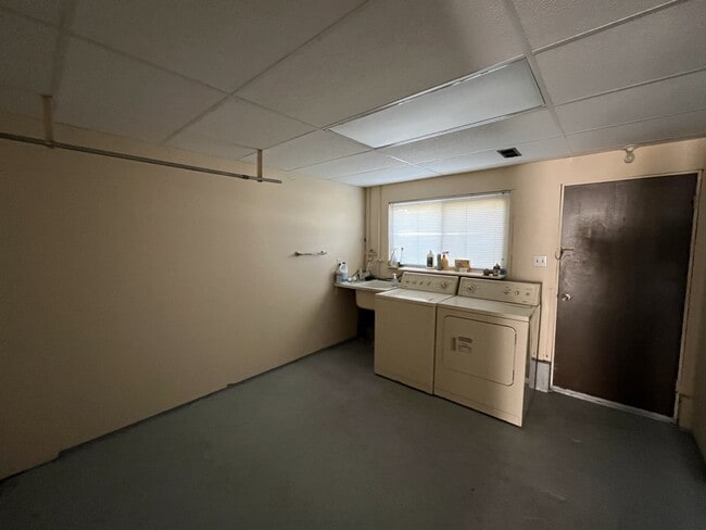 Photo du bâtiment - 775 Miller Ave