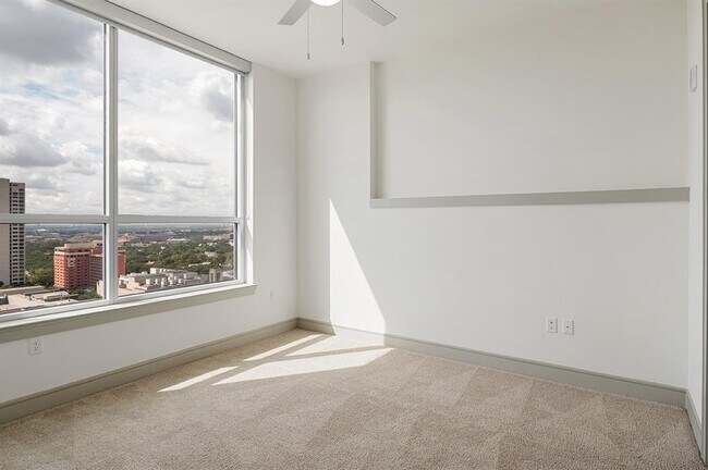 Foto del edificio - 5280 Caroline St