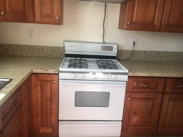 Building Photo - 468 E Verdugo Ave