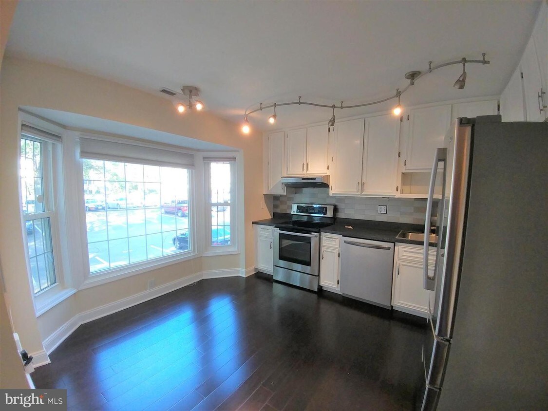 1497 Chatham Ct Unit 62XA, Crofton, MD 21114 Condo for Rent in