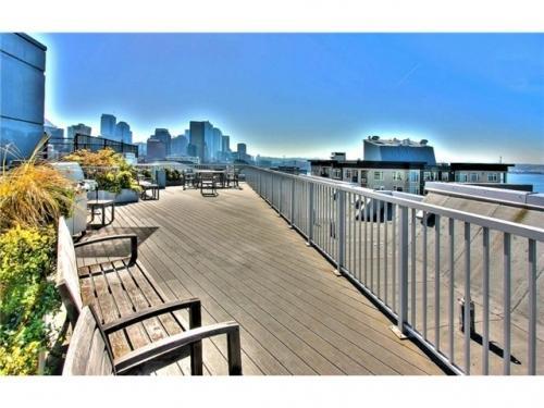 Foto del edificio - 2 bedroom in Seattle WA 98121