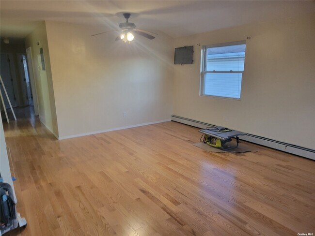 Building Photo - 146-03 228th St