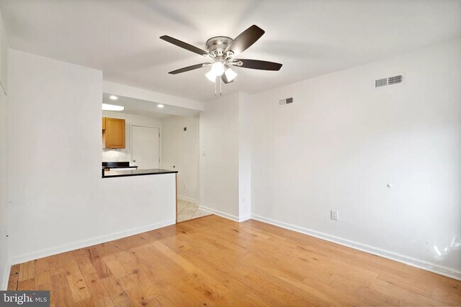 Foto del edificio - 1136 O Neil St