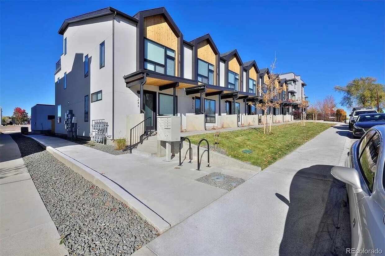 1243 Tennyson St, Denver, CO 80204 Townhome Rentals in Denver CO