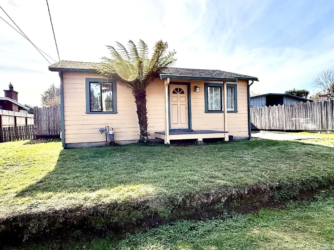 Foto principal - 2236 Home Dr