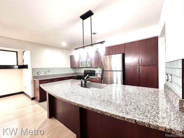 Building Photo - 21052 Boulder Cir