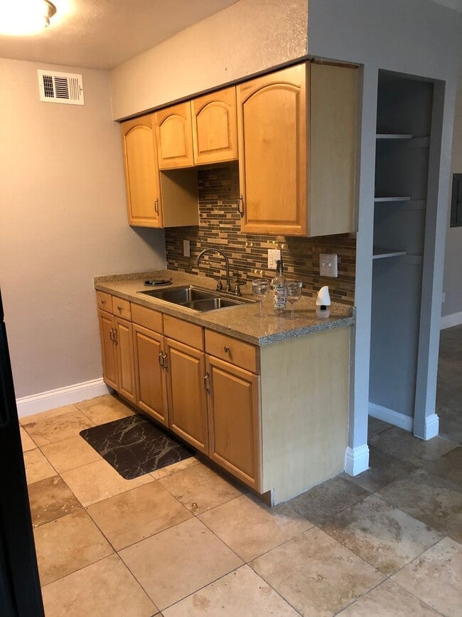 Interior Photo - Waverly Apartments