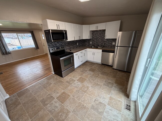 Foto del edificio - 402 Chestnut St